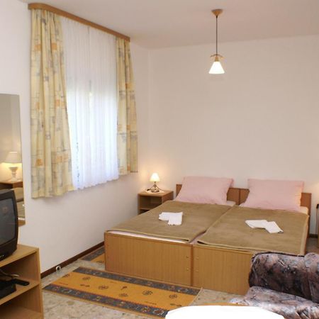 Apartments By The Sea Orebic, Peljesac - 4496 Exterior foto